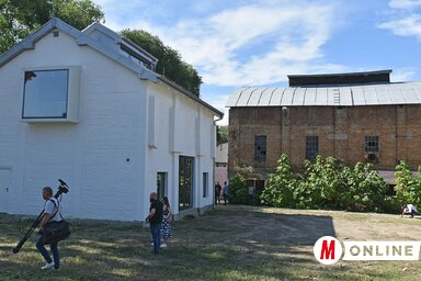 A valamikori Kínai negyed helyén javában épülő, Kreatív negyed névre keresztelt városrészben most már számos olyan épület áll rendelkezésre, amelyekbe különböző, a kreativitást és az alkotótevékenységet célkeresztjükben tartó szervezetek és egyesületek be