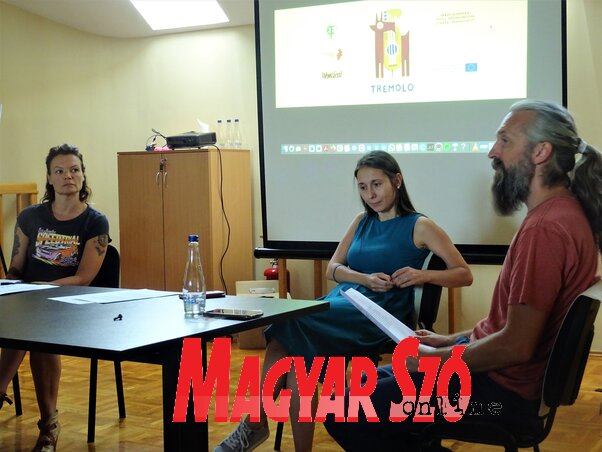 Jasna Jovičević, Tatjana Nikolić és Dejan Vujinović Jasna Jovičević, Tatjana Nikolić és Dejan Vujinović