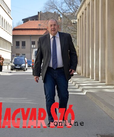 Pásztor István: Beszélgetésre hívom a színházi vezetőket (Ótos András felvétele) Pásztor István: Beszélgetésre hívom a színházi vezetőket (Ótos András felvétele)