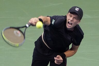 Jenson Brooksby csak ijesztgetett az első játszmában (Fotó: Beta/AP)