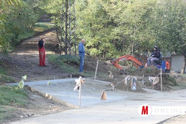 Útjavítási munkálatok a Vásár utca és az Arany János utca kereszteződésén