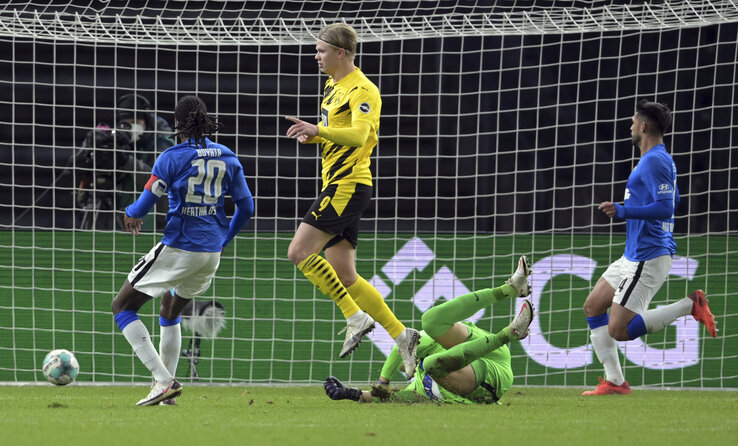 Håland négy gólnál állt meg Berlinben (Fotó: Beta/AP)