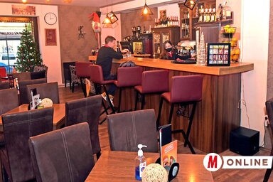 Kevesebb a vendég a kávézóban (Fotó: Gergely Árpád)