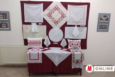 A kézimunkák legremekebb darabjait láthatják a Galériába betérők