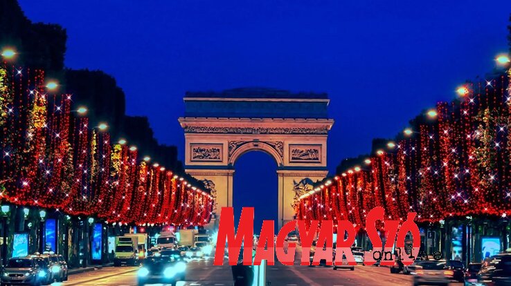 A Champs-Élysées sugárút a Diadalív felé A Champs-Élysées sugárút a Diadalív felé