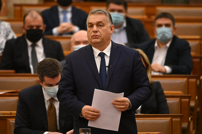 Orbán Viktor a parlamentben (Fotó: MTI) Orbán Viktor a parlamentben (Fotó: MTI)