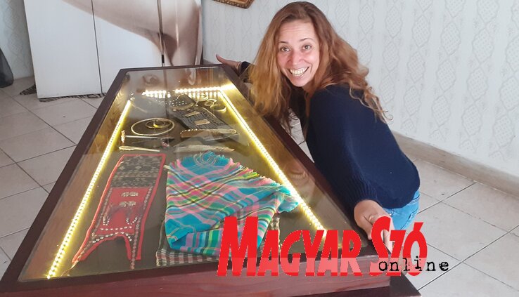 A képen látható csecsebecsék a vietnami trófeáknak egy apró hányada. Ennek a többszörösét cipelte több ezer kilométeren keresztül a kutató Újvidékig, amelyek majd az Újvidéki Vajdasági Múzeum illetékévé válnak