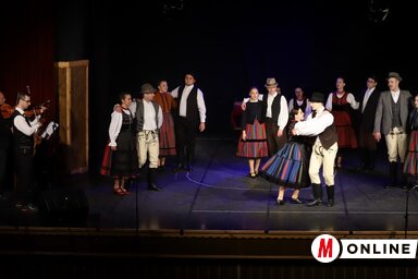 Az Őszi forgatag című műsor a kishegyesi színházban