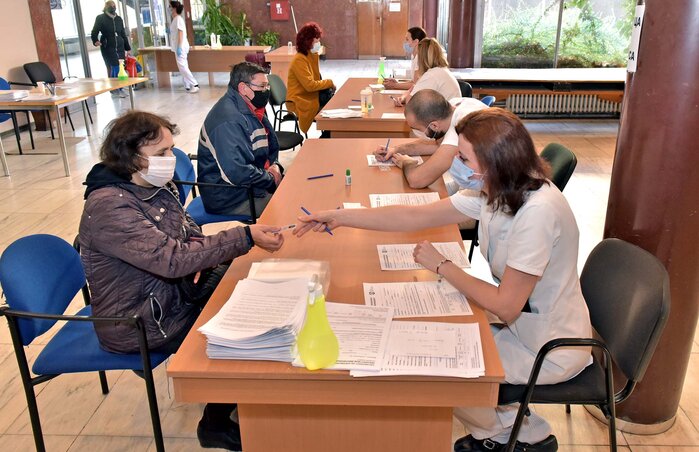 Kedden is több százan kapták meg a koronavírus elleni védőoltást