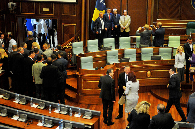 A koszovói parlament tegnapi ülése csupán 30 percig tartott (Fotó: Beta) A koszovói parlament tegnapi ülése csupán 30 percig tartott (Fotó: Beta)