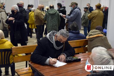A nagy érdeklődés miatt az Újvidéki Vásáron délutánonként 500 olyan polgárt is beoltanak, akiknek nincs előre egyeztetett időpontjuk