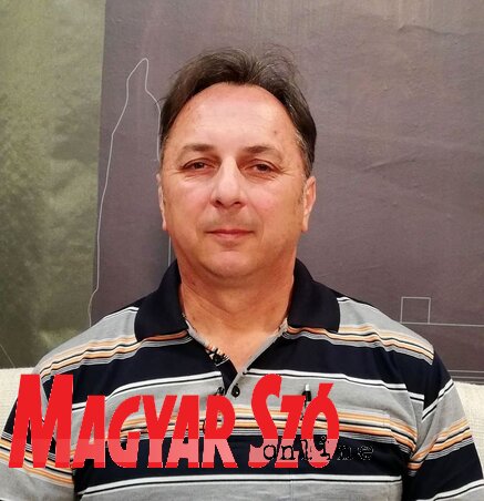 Tóth Tibor, a topolyai Mezőgazdasági Iskola igazgatója Tóth Tibor, a topolyai Mezőgazdasági Iskola igazgatója