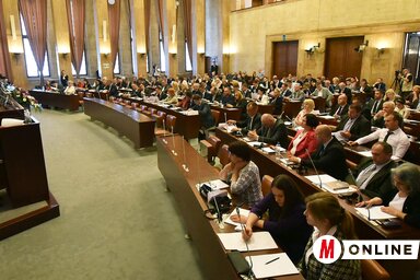 Az új összetételű képviselőházban a haladók abszolút többséggel rendelkeznek (Ótos András felvétele)
