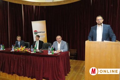 Juhász Bálint és Pásztor Bálint a Fidesz–KDNP-lista mellett kampányolt(Csincsik Zsolt felvétele)