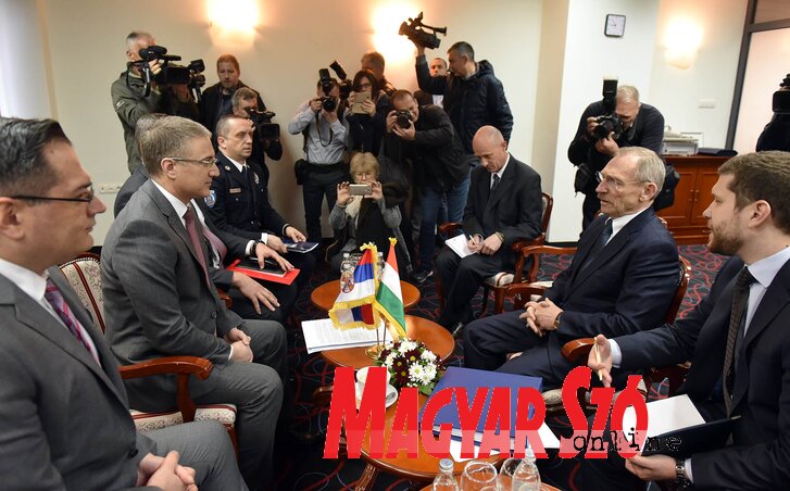 Nebojša Stefanović belügyminiszter Pintér Sándor miniszterelnök-helyettessel és belügyminiszterrel tárgyalt (Ótos András felvétele)