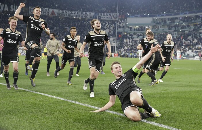 Hatalmas az öröm az Ajaxnál (Fotó: Beta/AP)