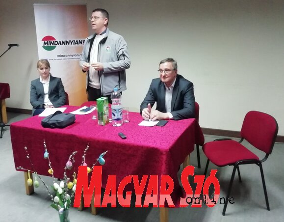 Boros Elvira, Paskó Csaba és Nyilas Mihály (Fotó: Patyi Szilárd) Boros Elvira, Paskó Csaba és Nyilas Mihály (Fotó: Patyi Szilárd)