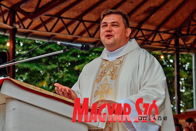 ft. Verebélyi Árpád ft. Verebélyi Árpád