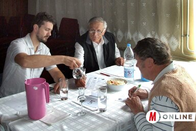 A zsűri az idén is négy szempont alapján bírálta a pálinkákat: technológiai korrektség, gyümölcsjelleg, íztisztaság, harmónia.  A kép az egyik korábbi versenyen készült (Góbor Béla felvétele)