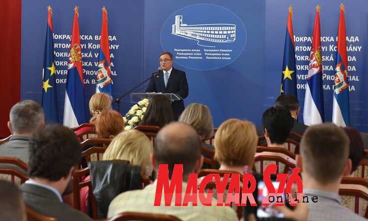 Nyilas Mihály köszönti a jelenlévőket (Fotó: Ótos András)