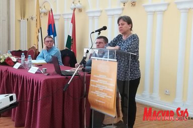 Tóth Zsuzsanna restaurátor Szabadkán tartott előadásán