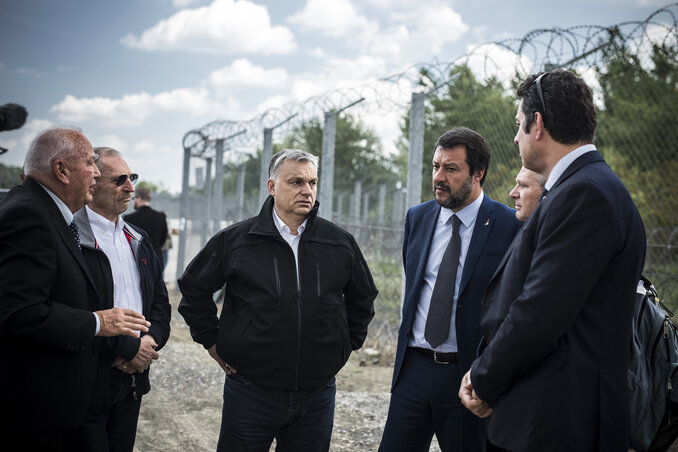 Matteo Salvini Orbán Viktorral és Pintér Sándorral a magyar–szerb határon (fotó: MTI)