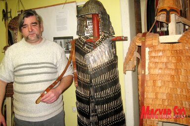 Veretek, páncélok, melyek Tamás keze nyomát viselik (Milorad Mitrović felvétele)