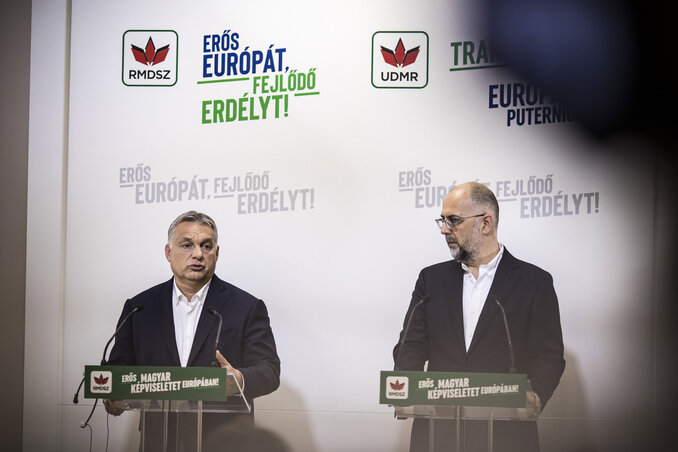 Orbán Viktor és Kelemen Hunor kolozsvári sajtótájékoztatója (Fotó: MTI) Orbán Viktor és Kelemen Hunor kolozsvári sajtótájékoztatója (Fotó: MTI)