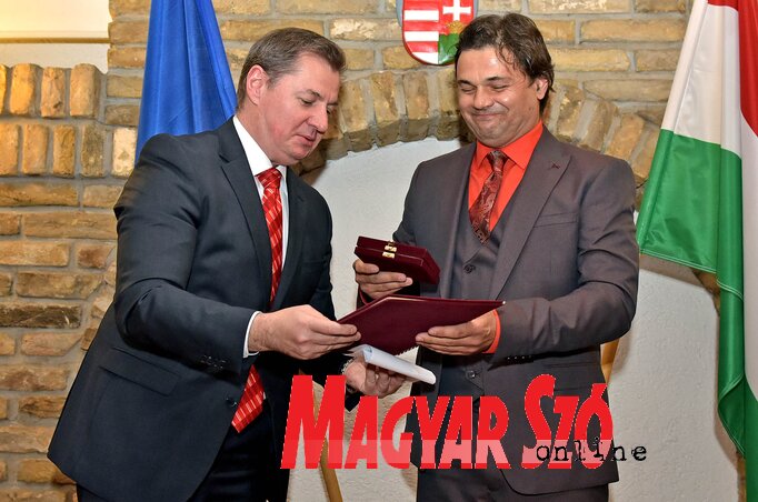 Kálló Béla átvette a Jászai Mari-díjat