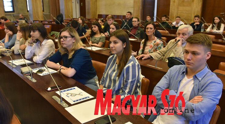 Szerbiából, Magyarországról, Ausztriából, Horvátországból, Szlovéniából és Olaszországból érkeztek a tanulók (Ótos András felvétele)