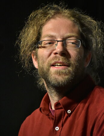 Varró Dániel (Gergely József felvétele) Varró Dániel (Gergely József felvétele)