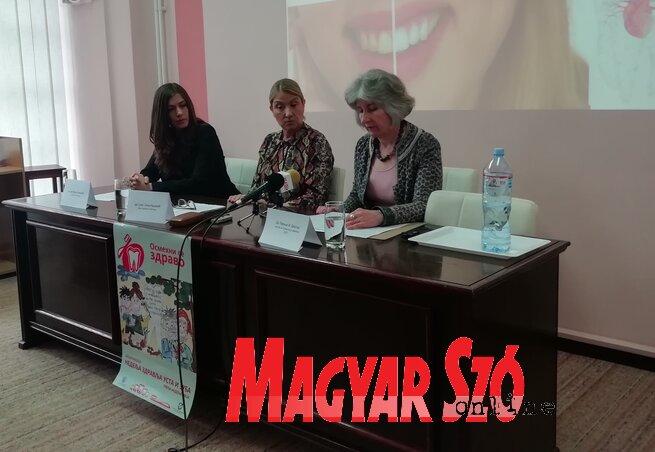 Mika Simišić, Sonja Krđović és Zorica V. Dragaš (Fotó: Patyi Szilárd)