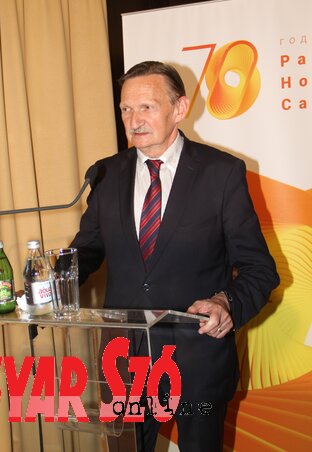 Klemm József, a Vajdasági Rádió és Televízió vezérigazgató-helyettese a sajtótájékoztatón (Bozsoki Valéria felvétele)