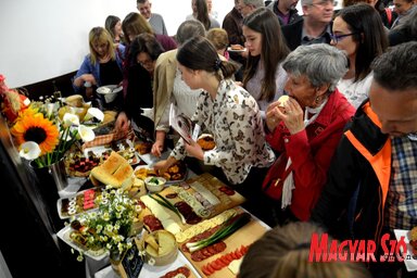 A vajdasági reggelinek senki sem tud ellenállni (Dávid Csilla felvétele)