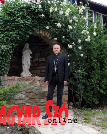 Msgr. Német László nagybecskereki megyés püspök, a Nemzetközi Püspöki Konferencia elnöke (Kecskés István felvétele) Msgr. Német László nagybecskereki megyés püspök, a Nemzetközi Püspöki Konferencia elnöke (Kecskés István felvétele)