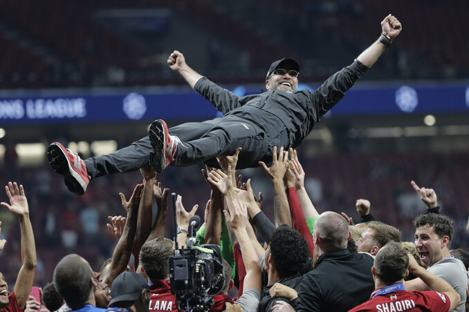 Jürgen Klopp felért a csúcsra (Fotó: Beta/AP) Jürgen Klopp felért a csúcsra (Fotó: Beta/AP)