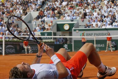 Wawrinkának kapóra jöhetett volna az esőszünet, de nem tudott újítani (Fotó: Beta/AP)