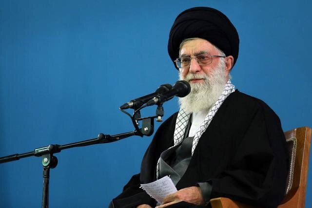 Ali Hamenei ajatollah türelemre intette a kormány kritikusait (Fotó: Beta/AP)