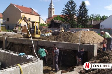 Szeptemberben már négy új termálmedence is lesz a Tiszavirágban