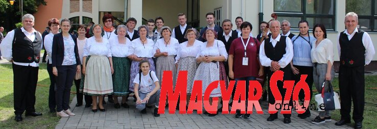 A maradéki csapat Horgoson (Fotó: Szabó Nóra) A maradéki csapat Horgoson (Fotó: Szabó Nóra)