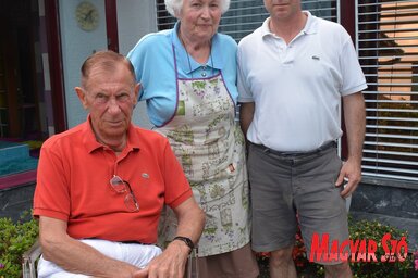 Sárvári János, Éva és Róbert (Paraczky László felvétele)