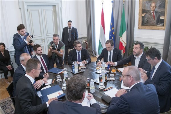 Matteo Salvini és Szijjártó Péter tárgyalása Triesztben (Fotó: MTI)