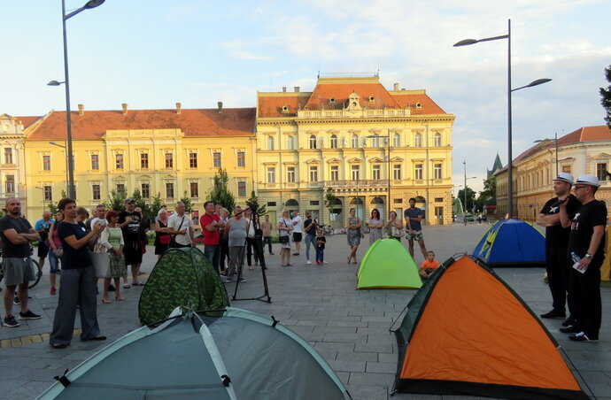 Több becskerekit vártak (Kecskés István felvétele)