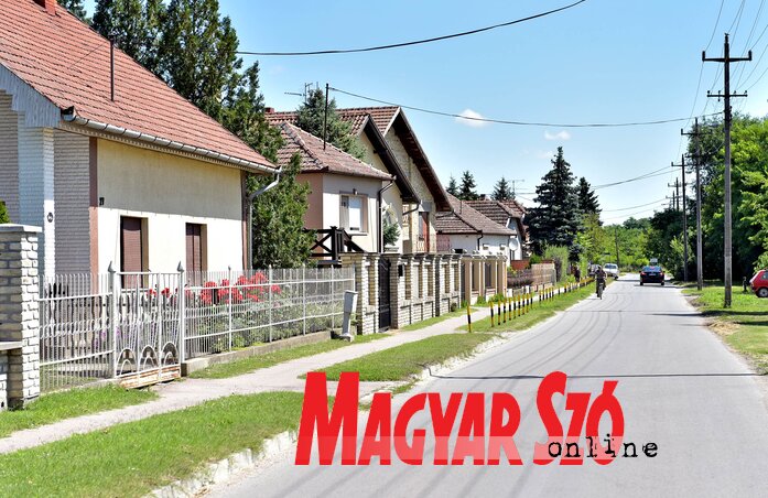 A falu, hivatalosan városi helyi közösség, legfőbb gondjai az elöregedés és az elvándorlás(Gergely Árpád felvétele)