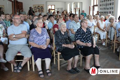 Az Elárverezett jövő című dokumentumfilm első bemutatóján telt ház volt a csókai Móra Ferenc MME-ben(Szabó Nóra felvétele)