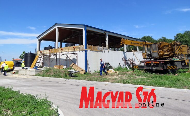 Mégsem kaptak támogatást? (Fotó: Kecskés István) Mégsem kaptak támogatást? (Fotó: Kecskés István)