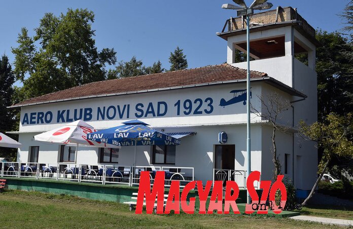 Felújították az Aeroklub Novi Sad épületét(Ótos András felvétele)