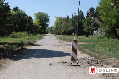 A Széles utcában számos kátyút fel fognak számolni (Lakatos János felvétele)