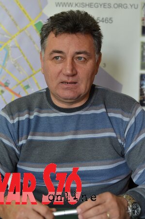 Szűgyi István, a kishegyesi községi képviselő-testület elnöke (Lakatos János felvétele)