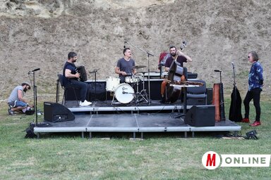 Koncert előtti hangolás (Lakatos János felvétele)